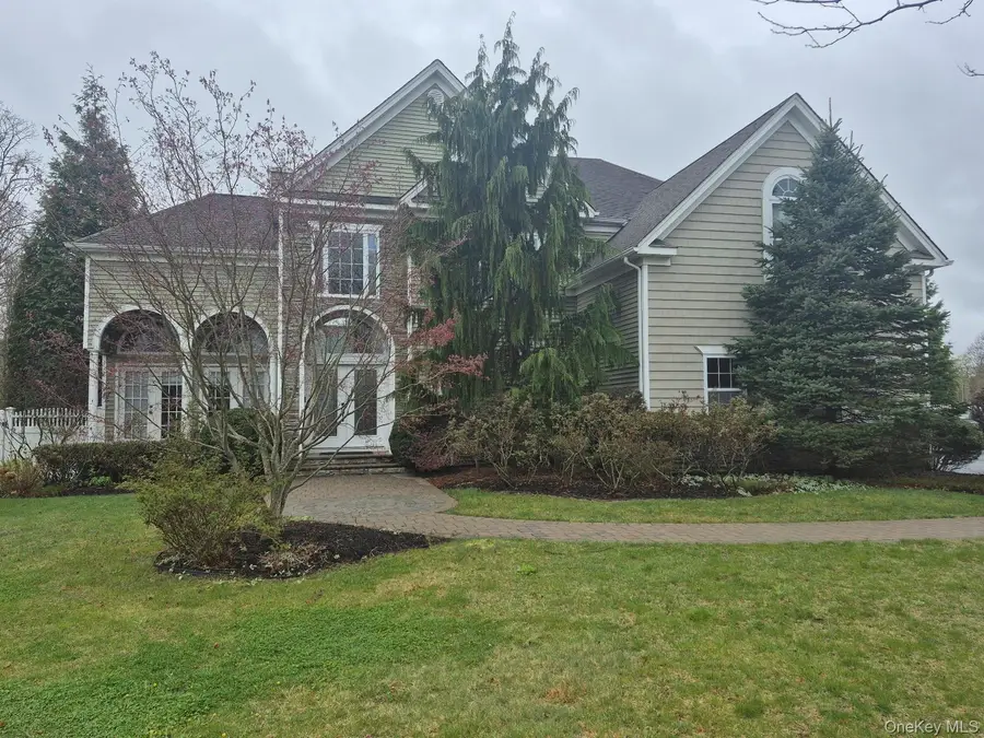 11 Ryan Court, Bohemia, NY 11716 - #2