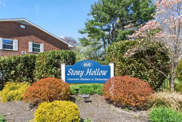 460 Old Town Road #19H, Port Jefferson Station, NY 11776