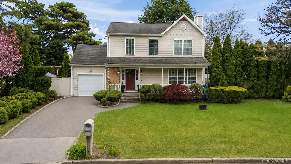502 Martha Avenue, Bellport, NY 11713 - #1