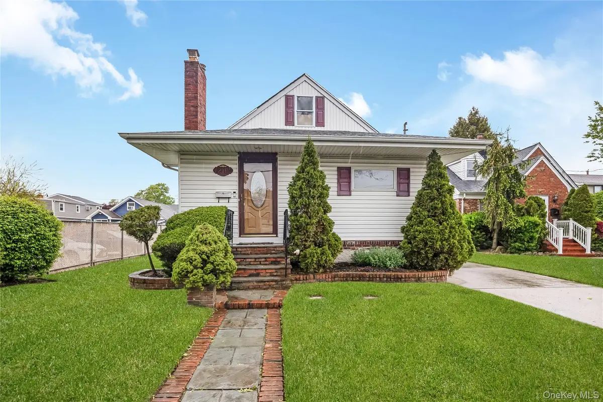 219 Oakview Avenue, Oceanside, NY 11572 - #1