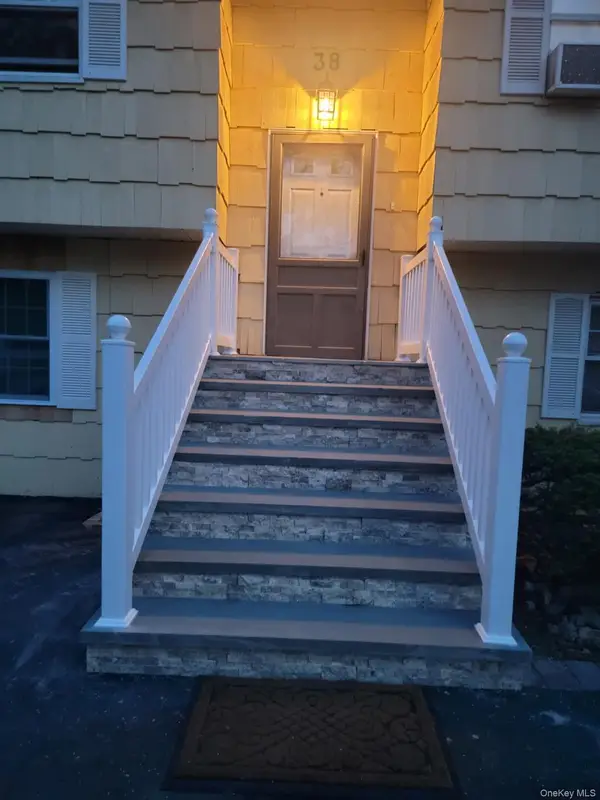 38 Sage Street, Central Islip, NY 11722