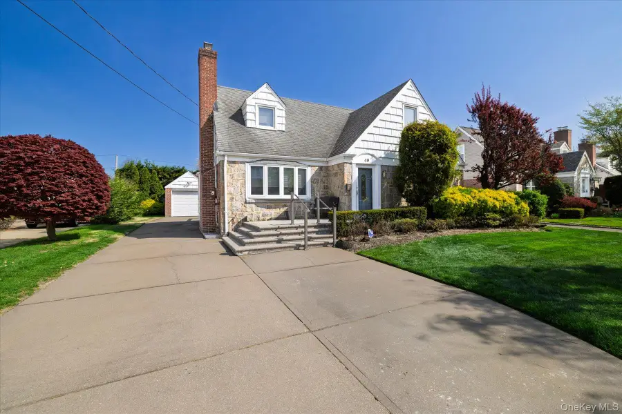 49 Park Avenue, Malverne, NY 11565 - #2