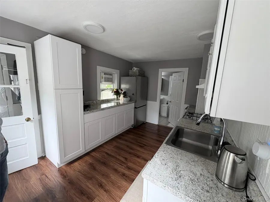 529 Montauk Highway, Westhampton Beach, NY 11978 - #3