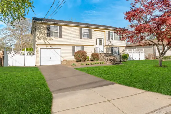 15 S 27th Street, Wyandanch, NY 11798