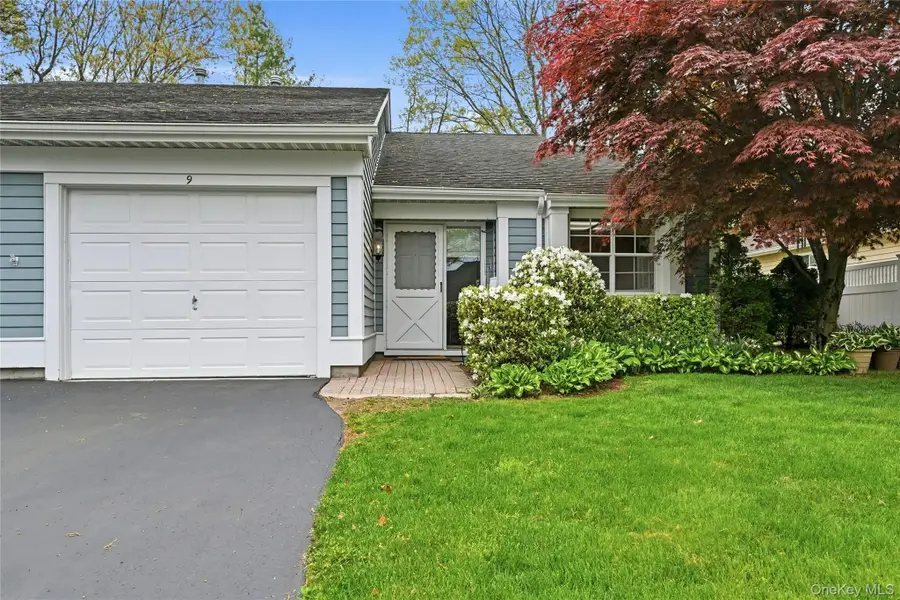 9 Baldwin Court #9, Ridge, NY 11961 - #3