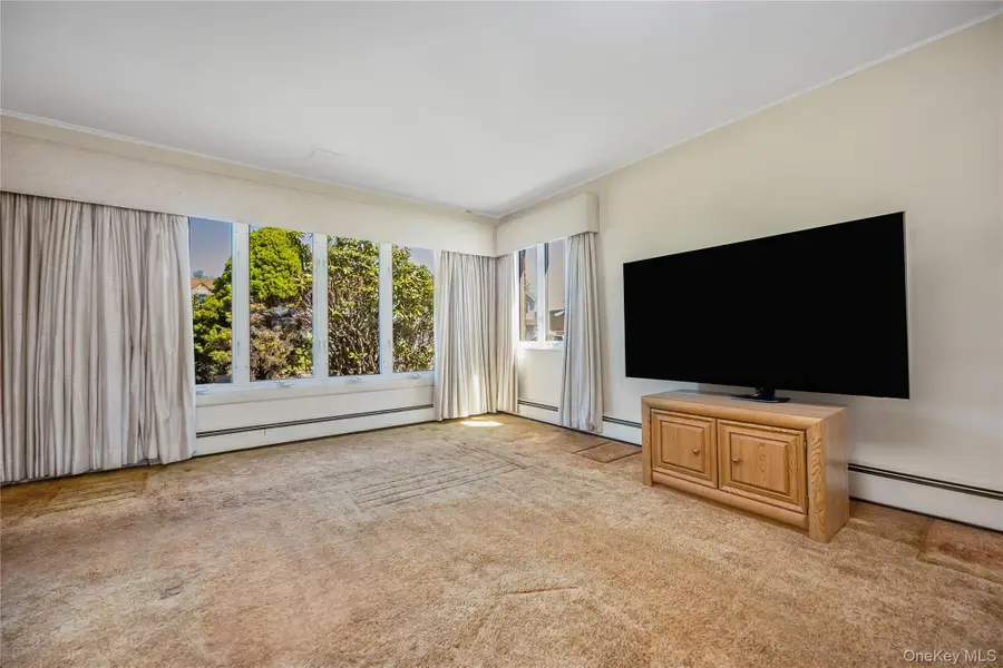 2646 Beech Street, East Meadow, NY 11554 - #3
