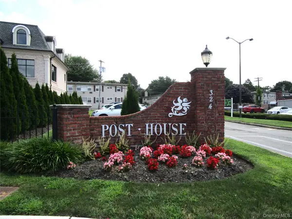 324 Post Avenue #9F, Westbury, NY 11590
