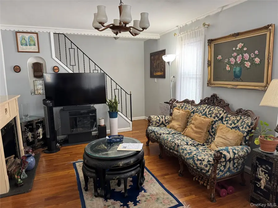 115 Freeman Avenue, Elmont, NY 11003 - #3