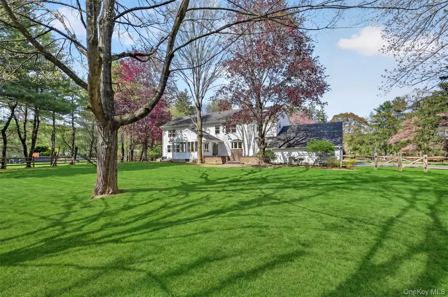 1 Vivian Place, Montebello, NY 10901 - #3