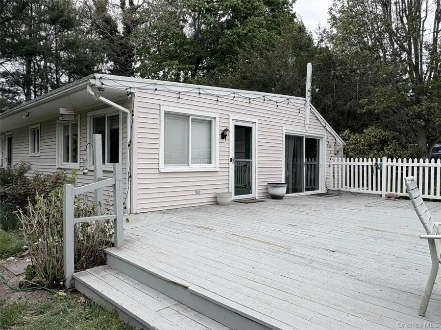 531 Montauk Highway, Westhampton Beach, NY 11978 - #2