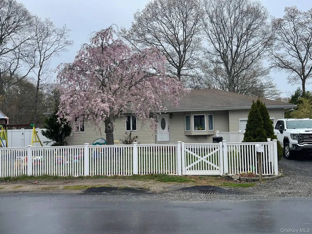 171 Hounslow Road, Shirley, NY 11967 - #1