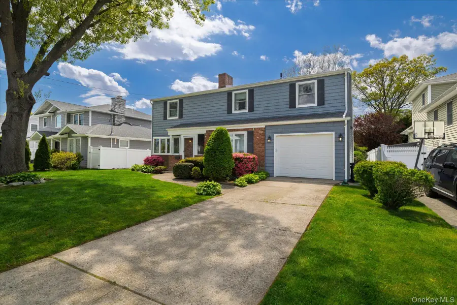 1682 Hannington Avenue, Wantagh, NY 11793 - #2
