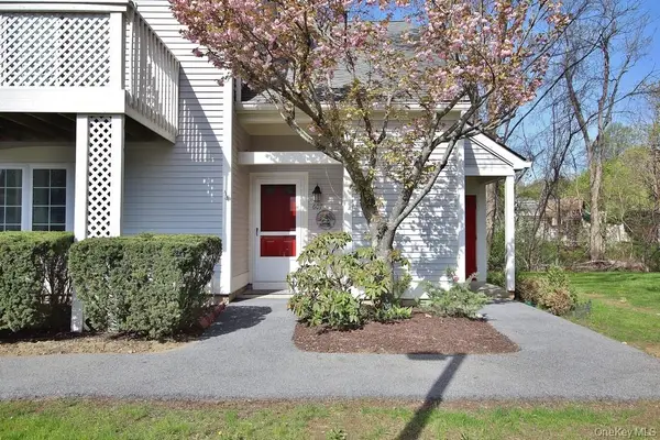 607 Chestnut Drive, Carmel, NY 10512
