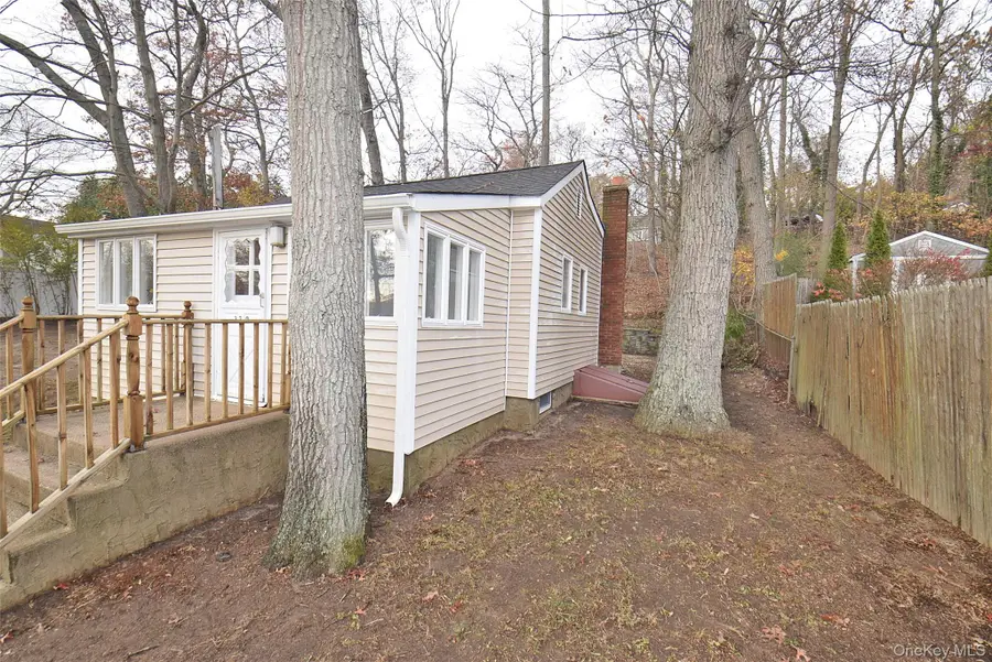 229 Locust Drive, Rocky Point, NY 11778 - #3