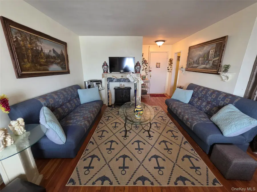 129 Beach 118th Street #5A, Rockaway Park, NY 11694 - #3