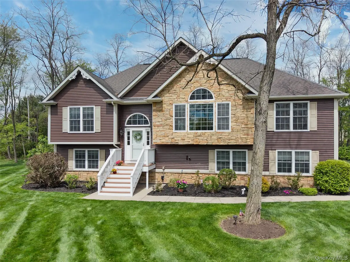 40 Paulette Lane, Wappingers Falls, NY 12590 - #1