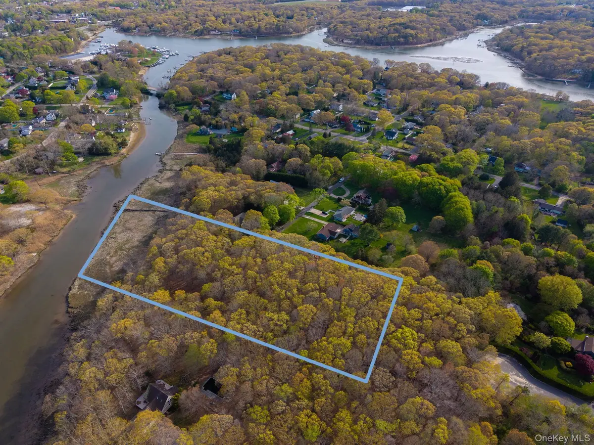 1050 Greton Court, Mattituck, NY 11952 - #1