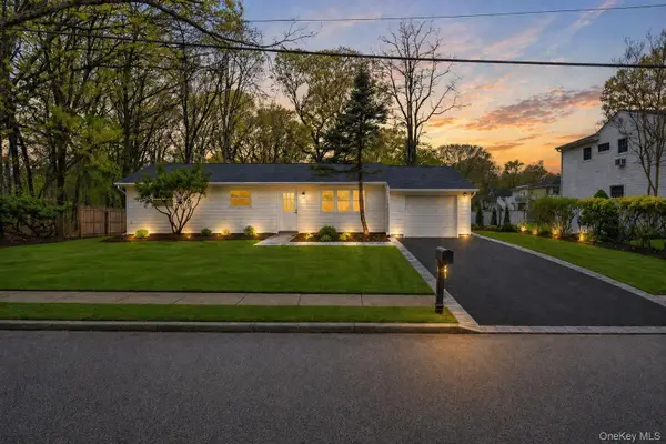 108 Avenue B, Holbrook, NY 11741