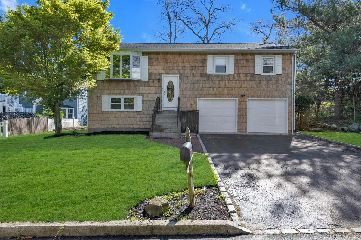 77 Magnolia Drive, Kings Park, NY 11754 - #1