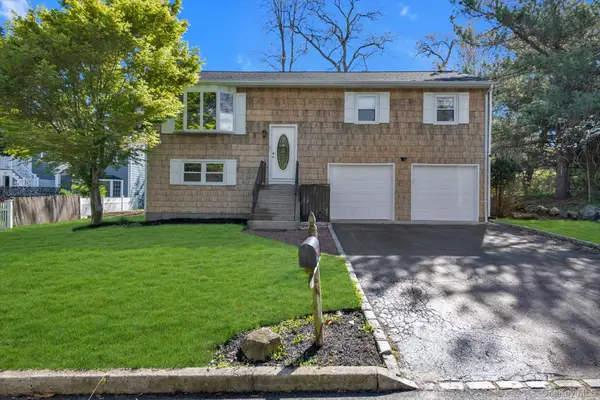77 Magnolia Drive, Kings Park, NY 11754