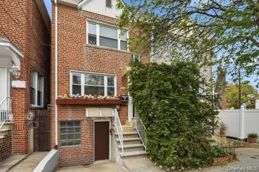 3001 Zulette Avenue, Bronx, NY 10461 - #2