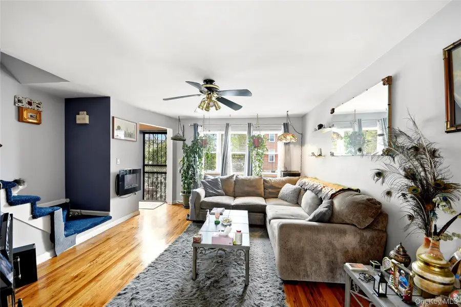 3001 Zulette Avenue, Bronx, NY 10461 - #3