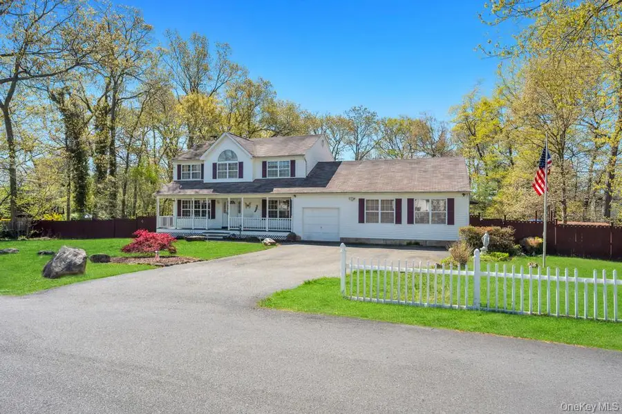 32 Prince Road, Rocky Point, NY 11778 - #3