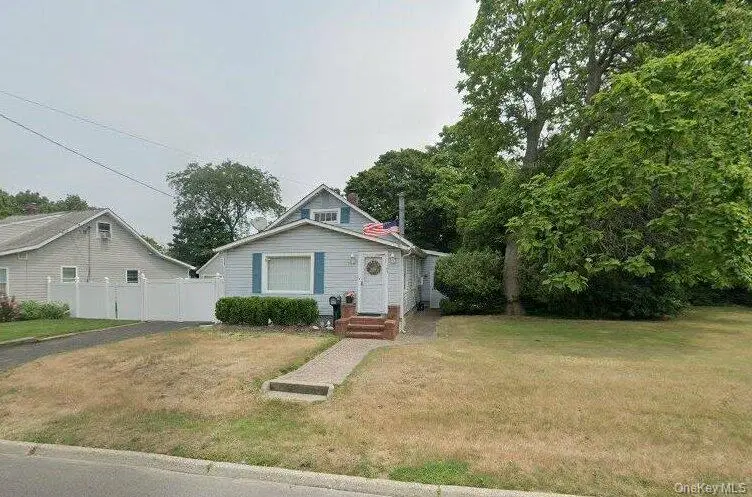 109 Grove Avenue, Patchogue, NY 11772 - #1