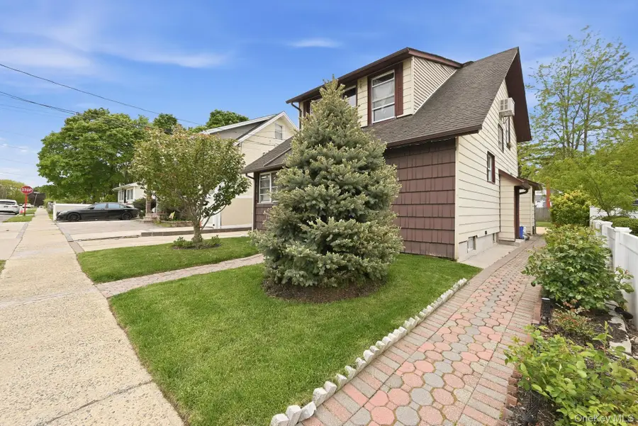 50 Leonard Avenue, Freeport, NY 11520 - #3