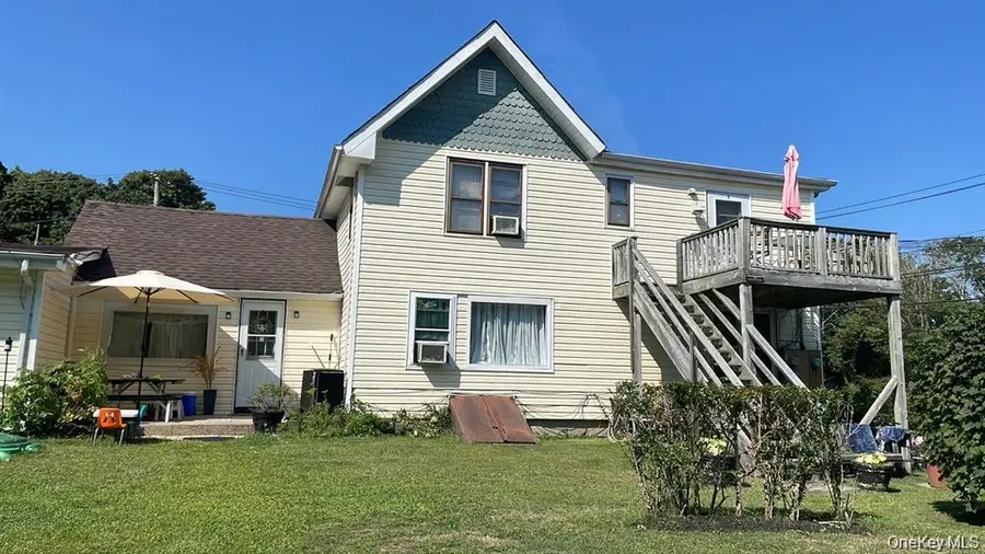 134 Ponquogue Avenue, Hampton Bays, NY 11946 - #3