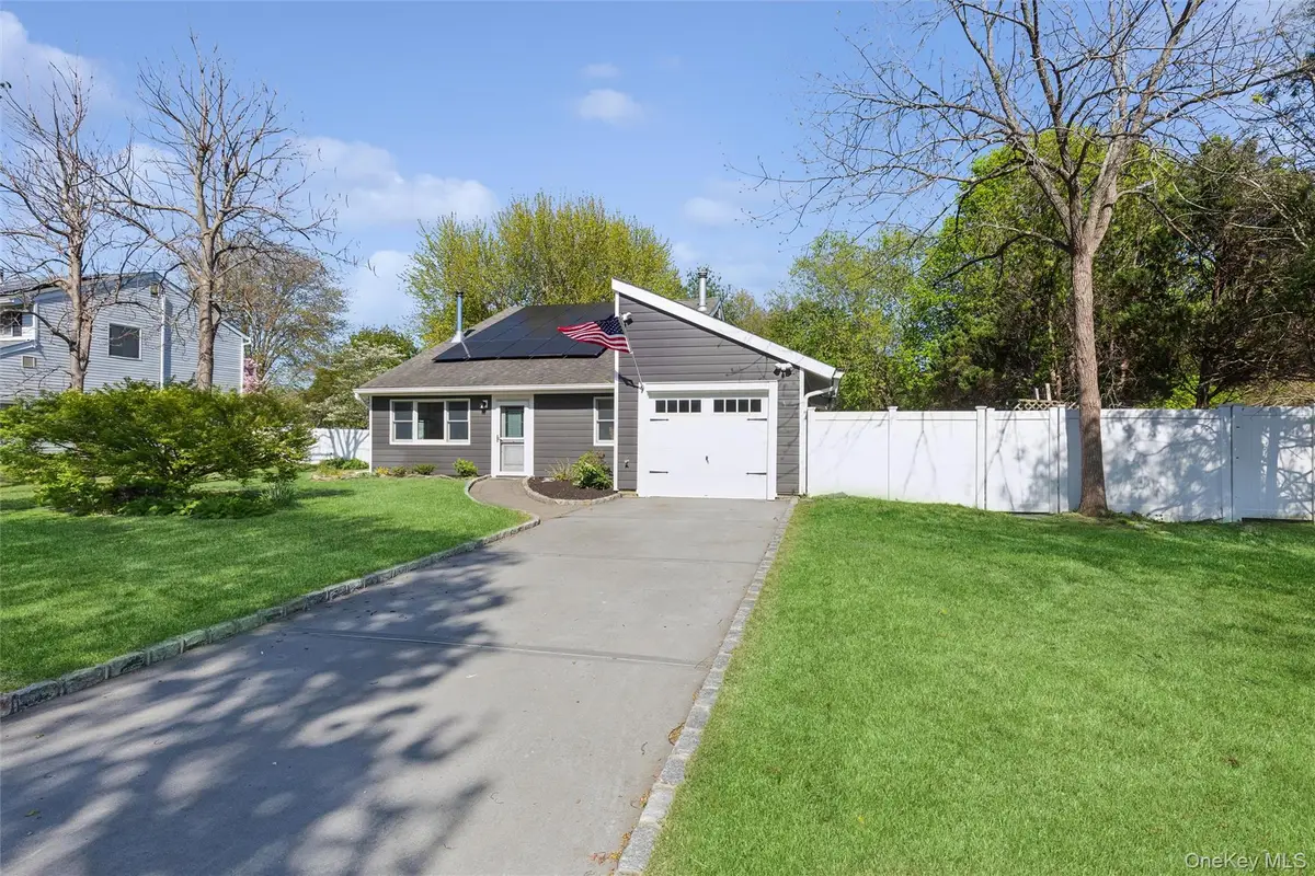 33 Nantucket Drive, Medford, NY 11763 - #1