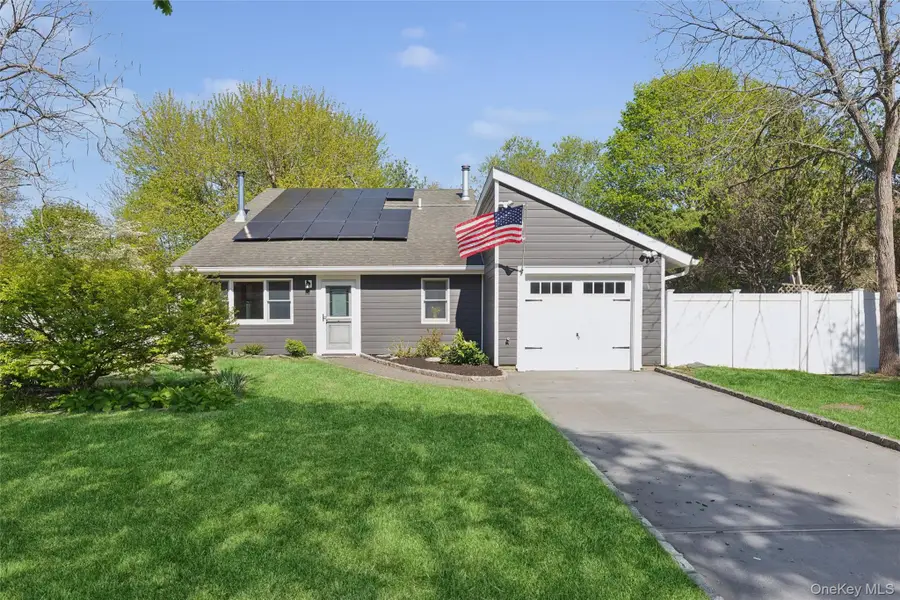 33 Nantucket Drive, Medford, NY 11763 - #2