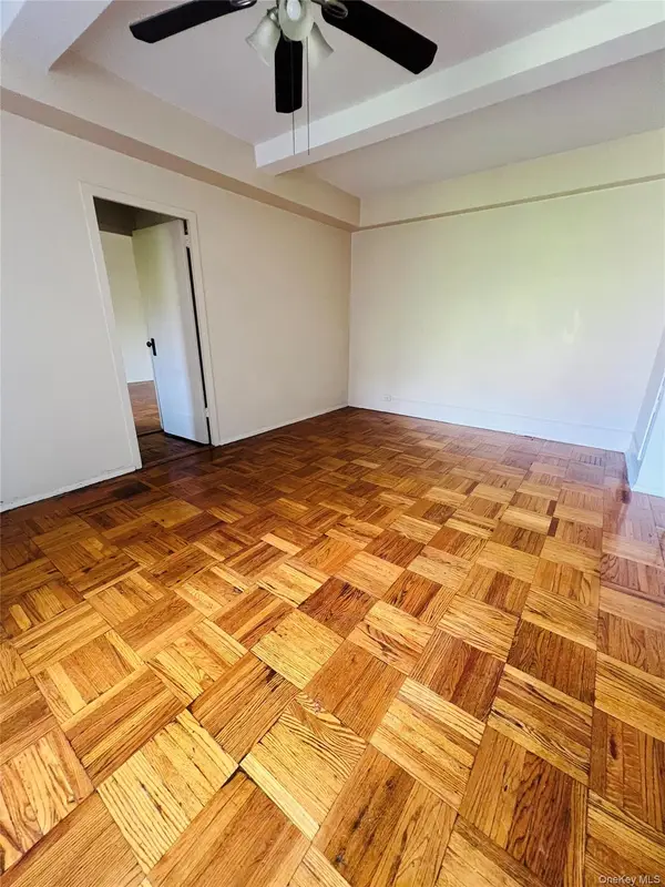 1558 Unionport Road #5G, Bronx, NY 10462