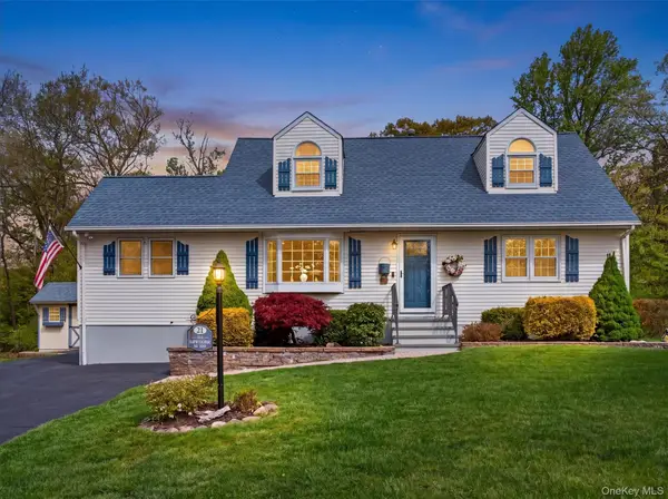 21 Foxcroft Drive, Nanuet, NY 10954