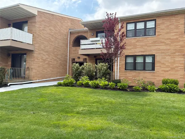 216 Westend Avenue #5B, Freeport, NY 11520
