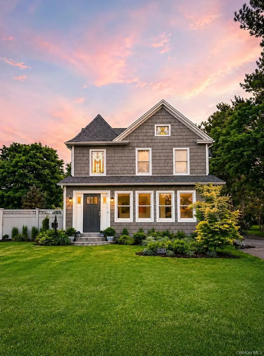 220 Foster Avenue, Sayville, NY 11782 - #2