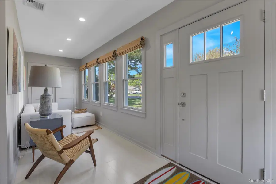 220 Foster Avenue, Sayville, NY 11782 - #3