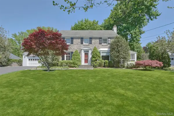 71 Heatherbloom Road, White Plains, NY 10605