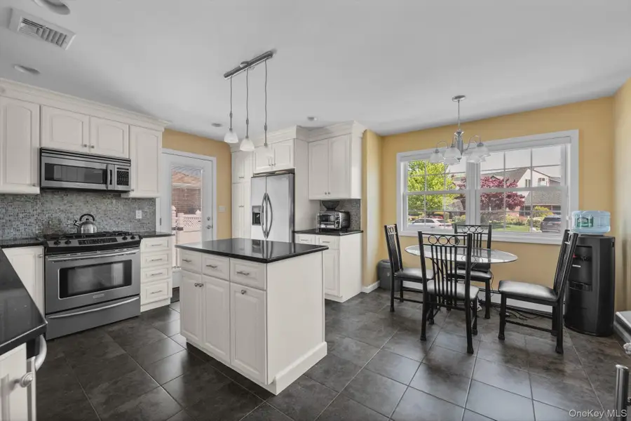 418 Parker Avenue, Levittown, NY 11756 - #3