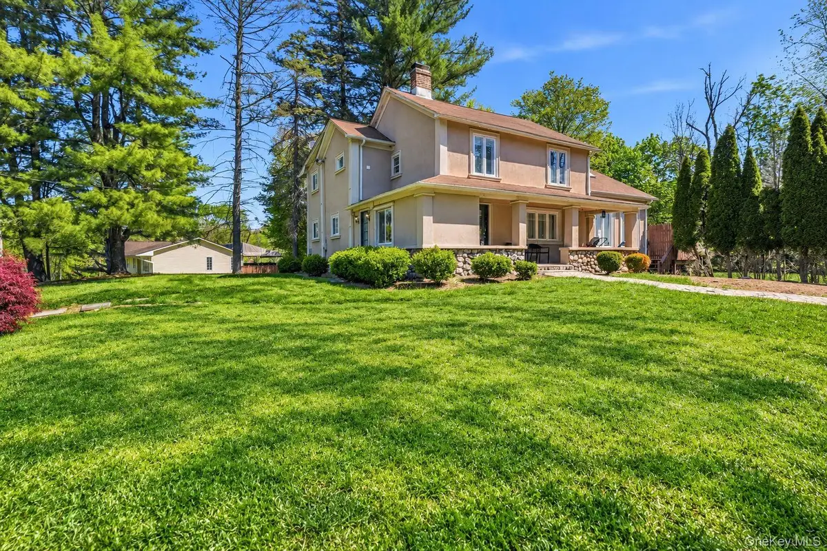 4 Arrowhead Lane, Suffern, NY 10901 - #1