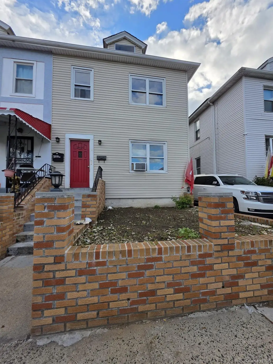 2515 Holland Avenue, Bronx, NY 10467 - #1