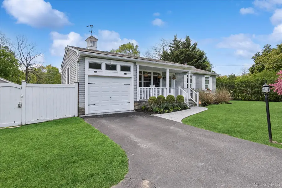 1039 Middle Road, Riverhead, NY 11901 - #2