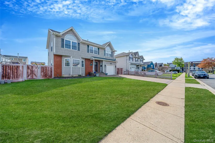 149 S Bay Avenue, Freeport, NY 11520 - #2