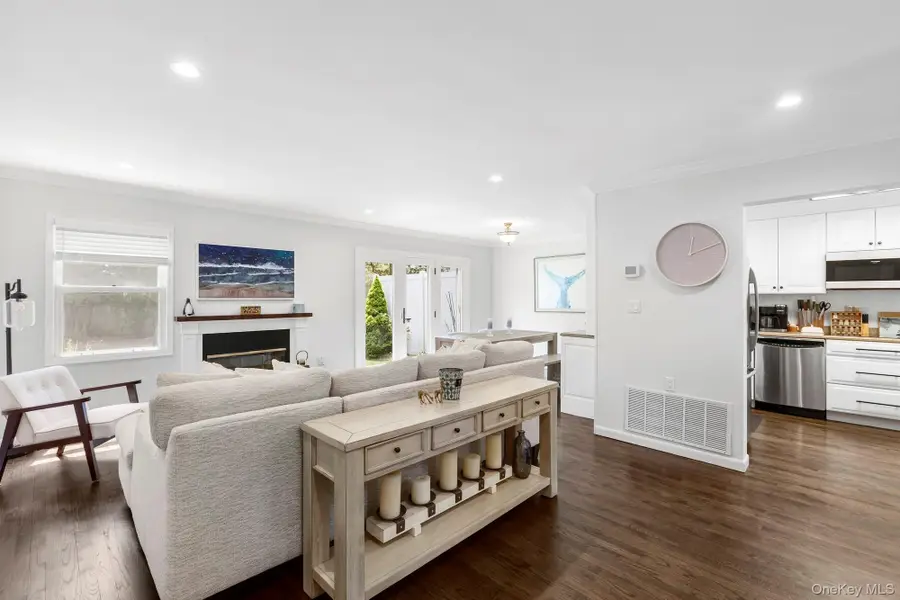 61 Brittany Lane, Westhampton Beach, NY 11978 - #3
