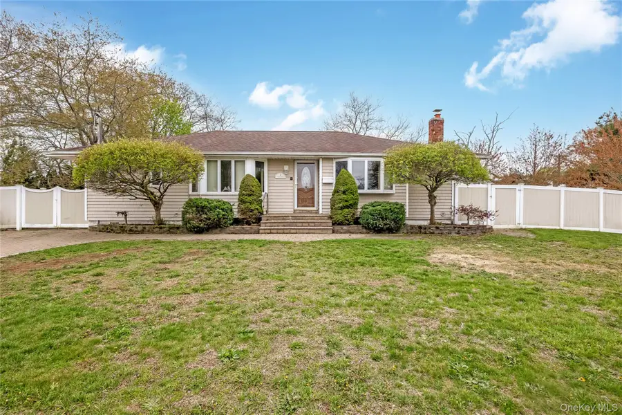 2 Seley Cross, Islip Terrace, NY 11752 - #2
