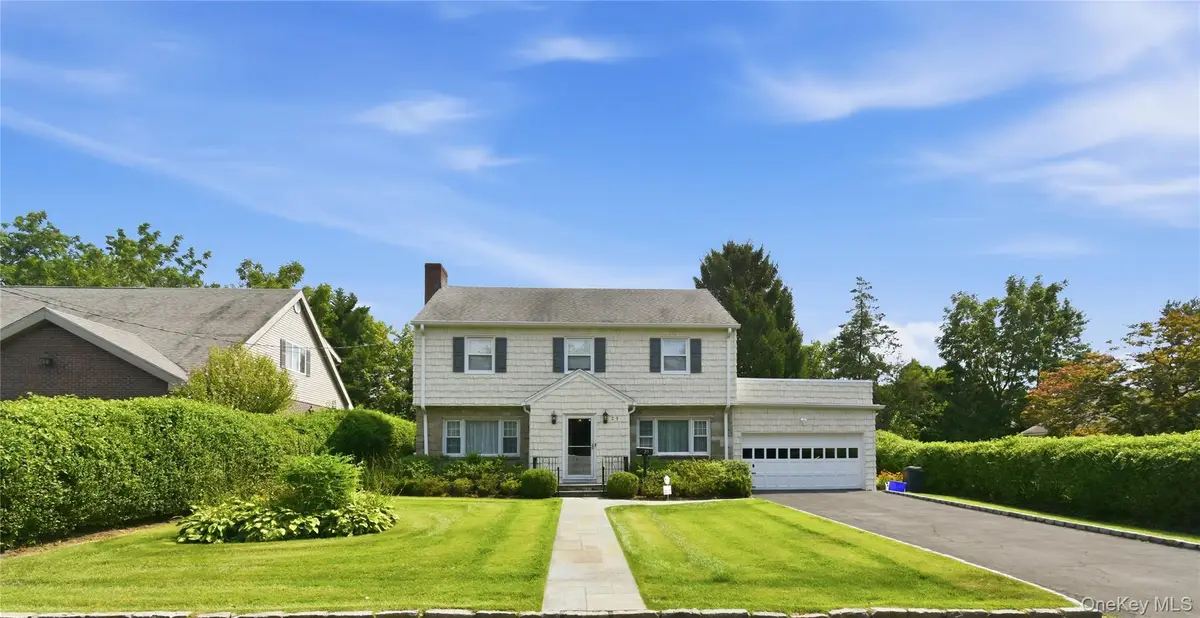 25 Brookfield Road, Mount Vernon, NY 10552 - #1