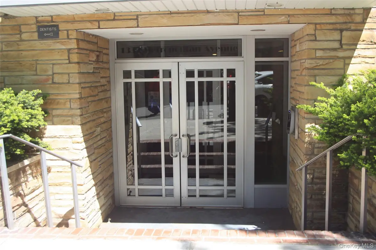 1332 Metropolitan Avenue #6A, Bronx, NY 10462 - #1
