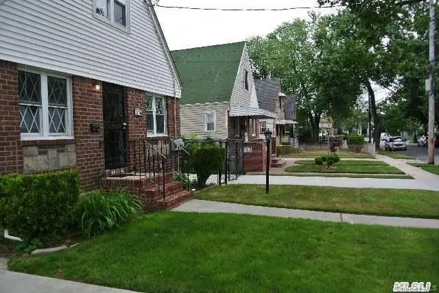 121-01 196th Street, Springfield Gardens, NY 11413 - #2