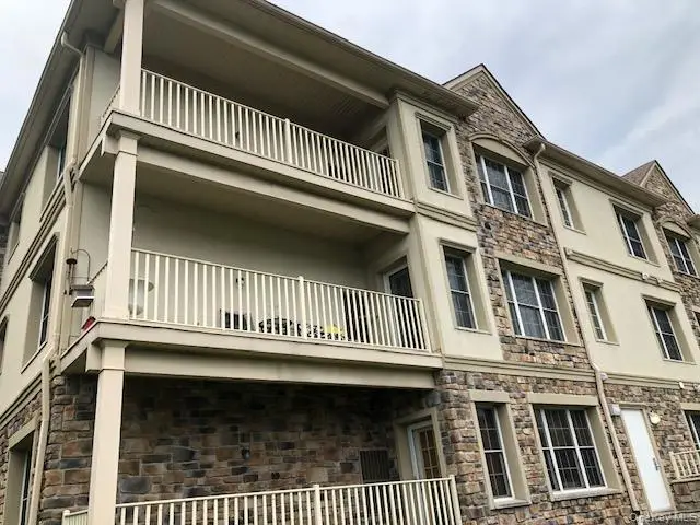 24 N De Baun Avenue #302, Suffern, NY 10901 - #2