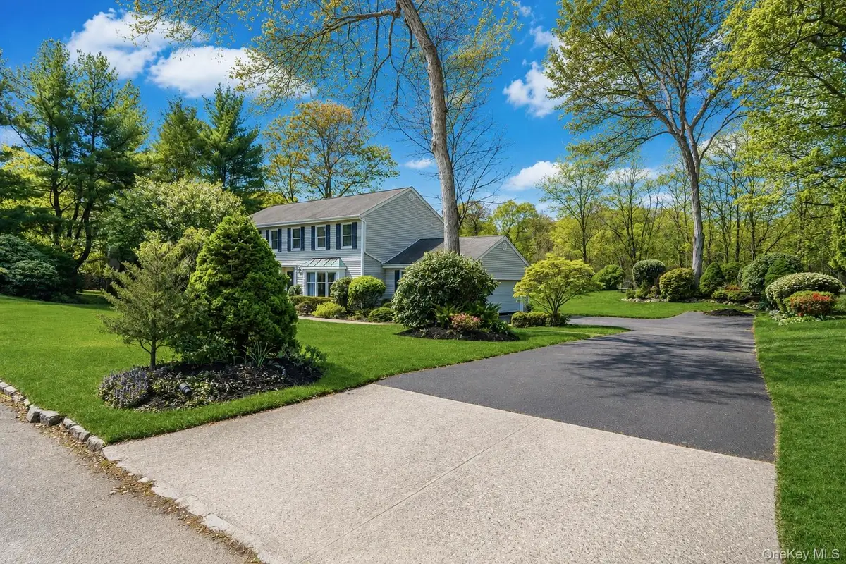 10 Mink Lane, East Setauket, NY 11733 - #1
